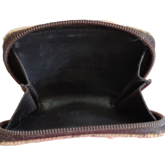 Gucci GG Canvas Coin Pouch - Picture 5 of 14